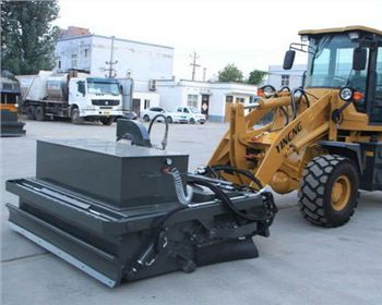 河北無塵清掃機教你道路清掃車輪胎保養